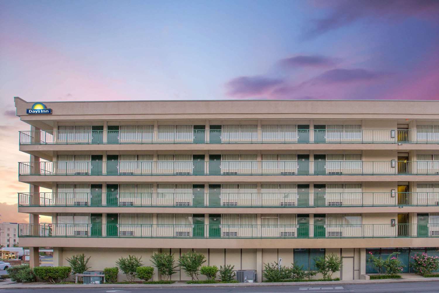 Days Inn By Wyndham Florence Downtown מראה חיצוני תמונה