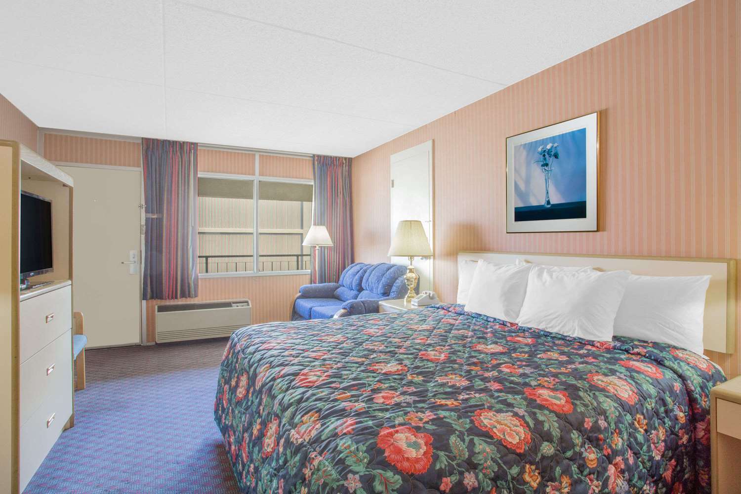 Days Inn By Wyndham Florence Downtown מראה חיצוני תמונה